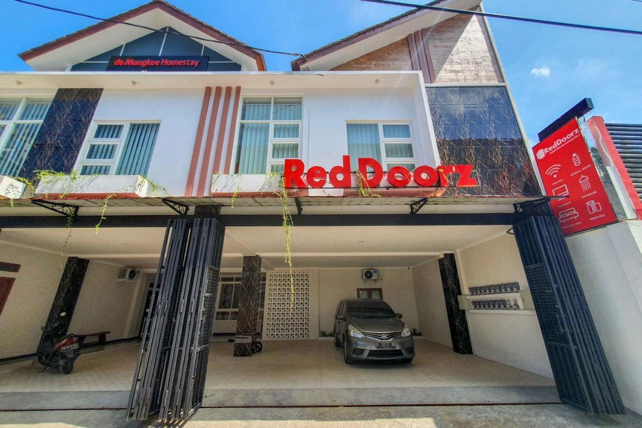 Reddoorz Syariah Near Solo Paragon Mall 2 Bonorejo Eksteriør billede