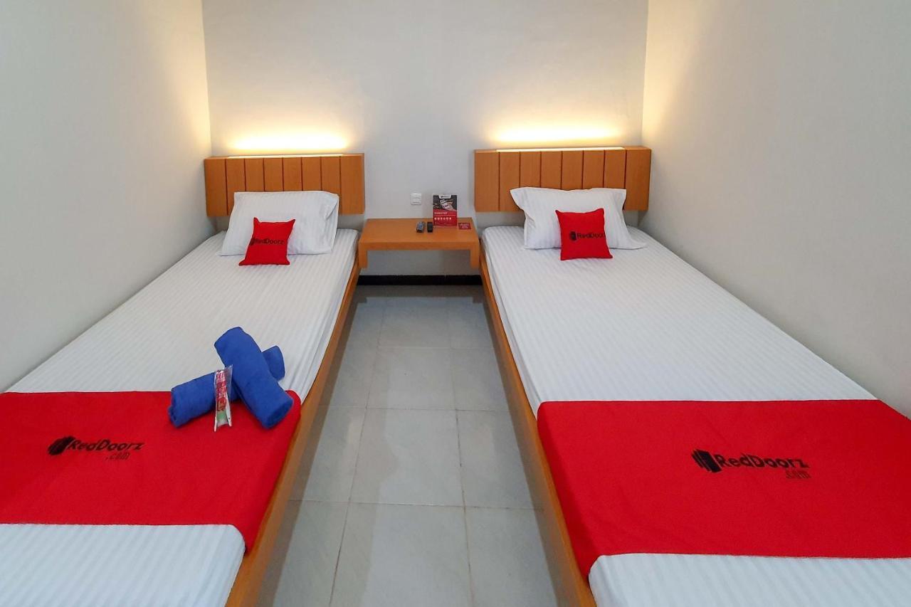 Reddoorz Syariah Near Solo Paragon Mall 2 Bonorejo Eksteriør billede