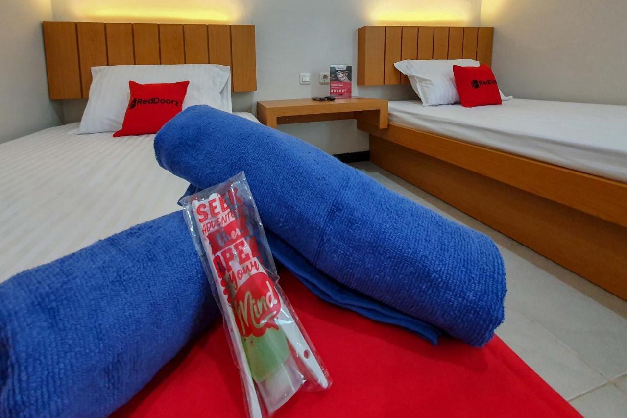 Reddoorz Syariah Near Solo Paragon Mall 2 Bonorejo Eksteriør billede