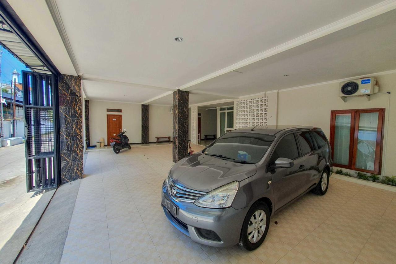Reddoorz Syariah Near Solo Paragon Mall 2 Bonorejo Eksteriør billede