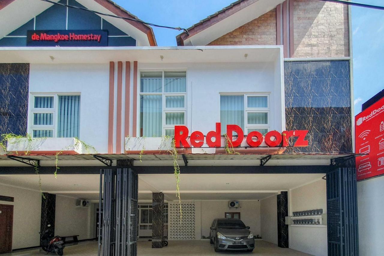 Reddoorz Syariah Near Solo Paragon Mall 2 Bonorejo Eksteriør billede