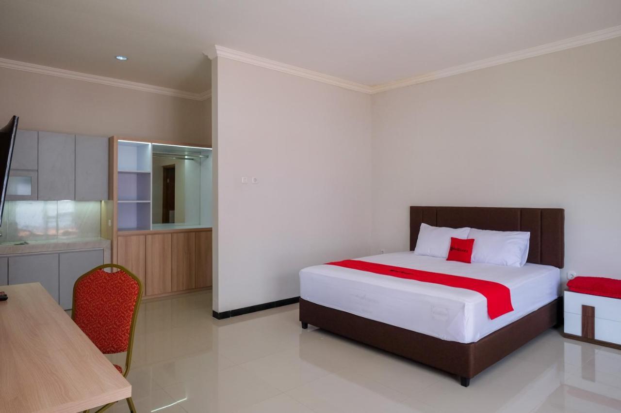 Reddoorz Syariah Near Solo Paragon Mall 2 Bonorejo Eksteriør billede