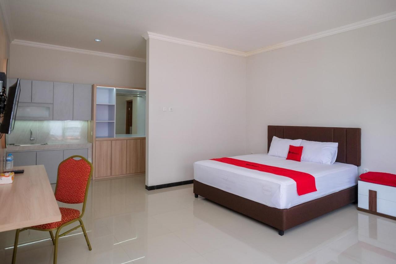 Reddoorz Syariah Near Solo Paragon Mall 2 Bonorejo Eksteriør billede